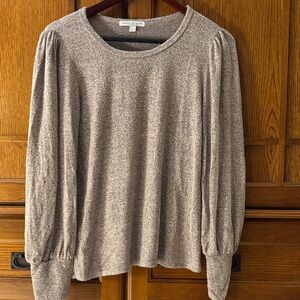 EUC Green Envelope Heather pink/tan Puff Sleeve Cozy Knit Top